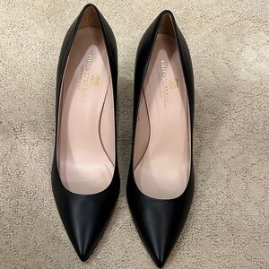 New Bruno Magli Leather Black Pointed Toe Heels. Size 8.5.
